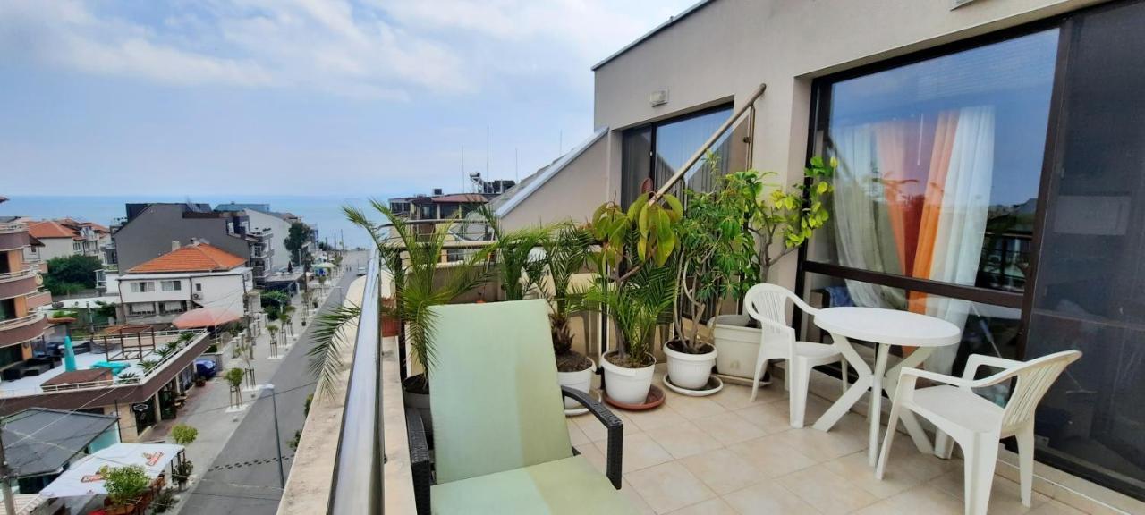 Студио Изгрев Burgas Bagian luar foto