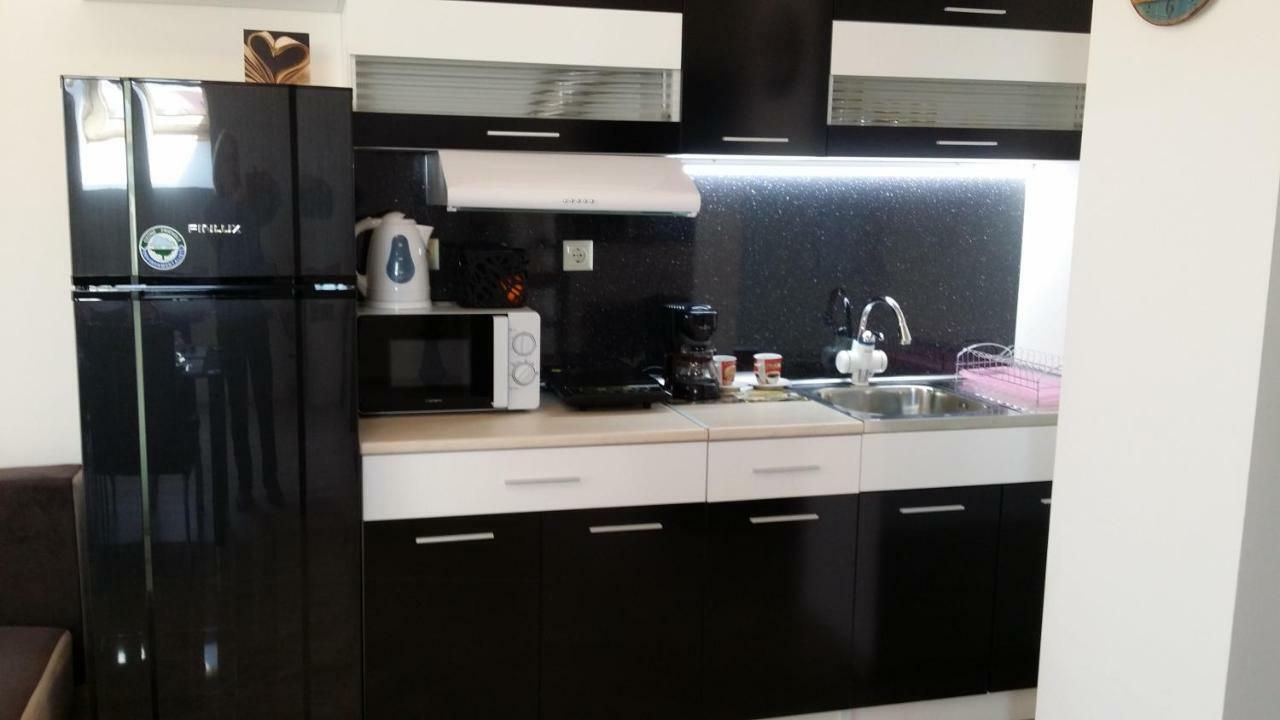 Студио Изгрев Burgas Bagian luar foto