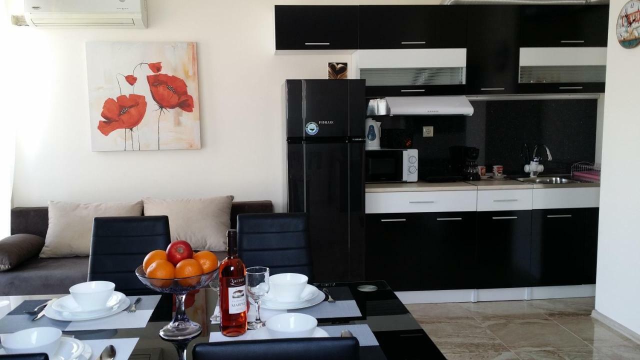 Студио Изгрев Burgas Bagian luar foto