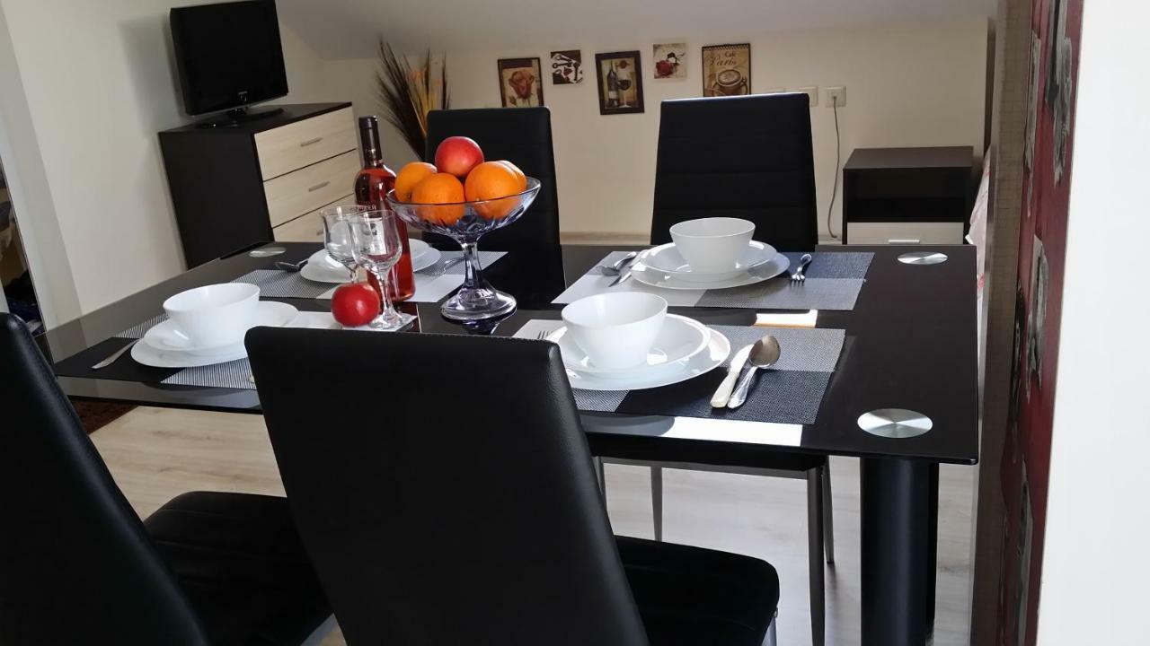 Студио Изгрев Burgas Bagian luar foto