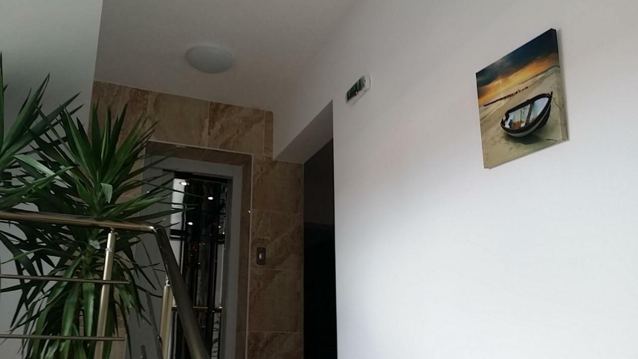 Студио Изгрев Burgas Bagian luar foto