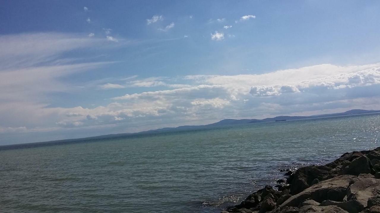 Студио Изгрев Burgas Bagian luar foto