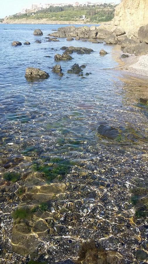 Студио Изгрев Burgas Bagian luar foto