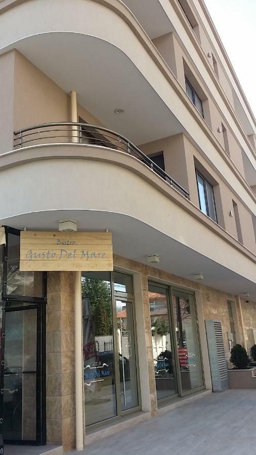 Студио Изгрев Burgas Bagian luar foto